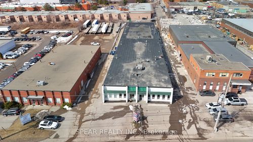 {{alt}} | Card Image