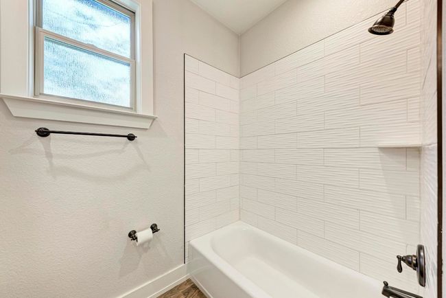 2nd Bathroom | Image 30