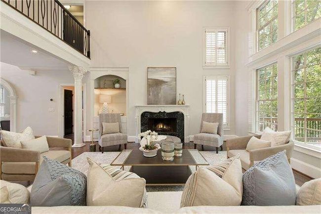 640 Lake Medlock Dr, House other with 6 bedrooms, 5 bathrooms and 2 parking in Johns Creek GA | Image 9