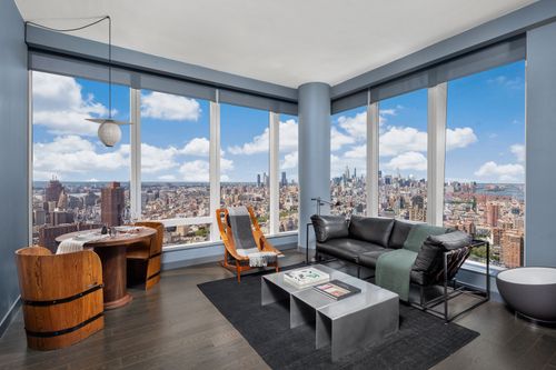 15l-252 South St, New York, NY, 10002 | Card Image