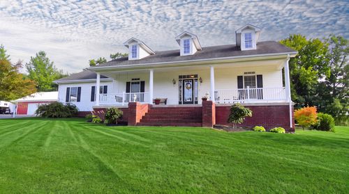 1019 Griffin Dr, Lawrenceburg, KY, 40342-9497 | Card Image