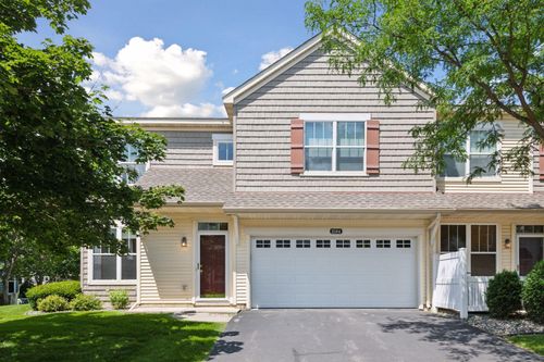 204-2184 Shamrock Pl, Chaska, MN, 55318-5404 | Card Image