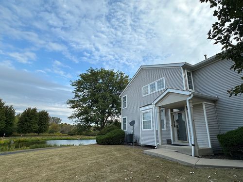 756-756 Panorama Ct, Aurora, IL, 60502-7305 | Card Image