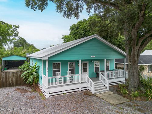 223 Sycamore St, Bay Saint Louis, MS, 39520-4222 | Card Image