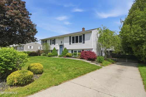 18 Greenings Ave, Pittsfield, MA, 01201-3818 | Card Image