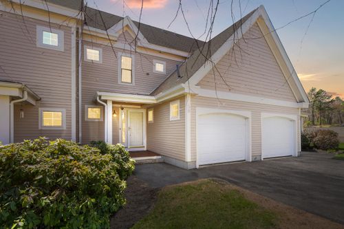7-58 Ridge Road, Portland, ME, 04103 | Card Image