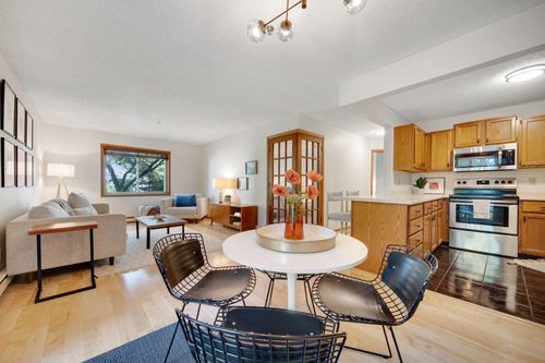 apt-24-2140 Ridge Dr, Saint Louis Park, MN, 55416-3713 | Card Image