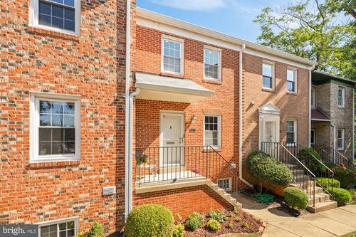 4377 Cherry Hill Rd, Arlington, VA, 22207-3273 | Card Image