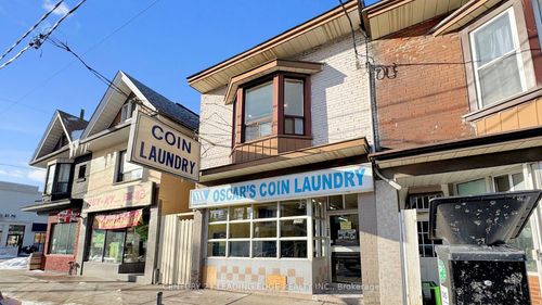 1048 Gerrard St E, Toronto, ON, M4M1Z8 | Card Image