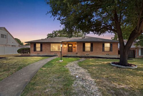 2214 Trinidad Dr, Dallas, TX, 75232-2752 | Card Image