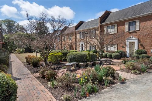 14 Sycamore Sq, Decatur, GA, 30030-1952 | Card Image