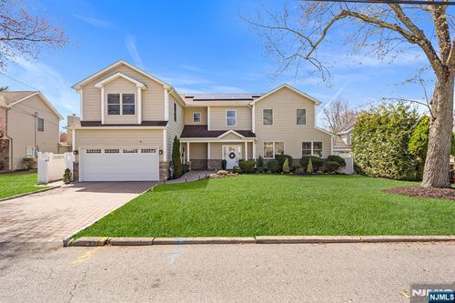 23 George Rd, Emerson, NJ, 07630-1311 | Card Image