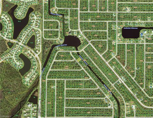 2352 Vankeuren Dr, Port Charlotte, FL, 33953 | Card Image