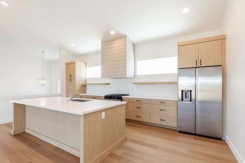 261 E Mariner Cir, Garden City, UT, 84028 | Card Image