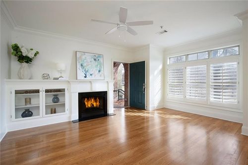 2764 Wander Ln, Alpharetta, GA, 30022-1162 | Card Image