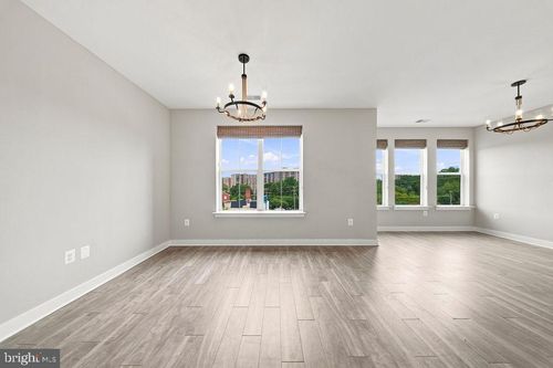 325-989 S Buchanan St, ARLINGTON, VA, 22204-5955 | Card Image