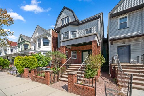 2nd-fl-8 Cooper Pl, Weehawken, NJ, 07086-8804 | Card Image
