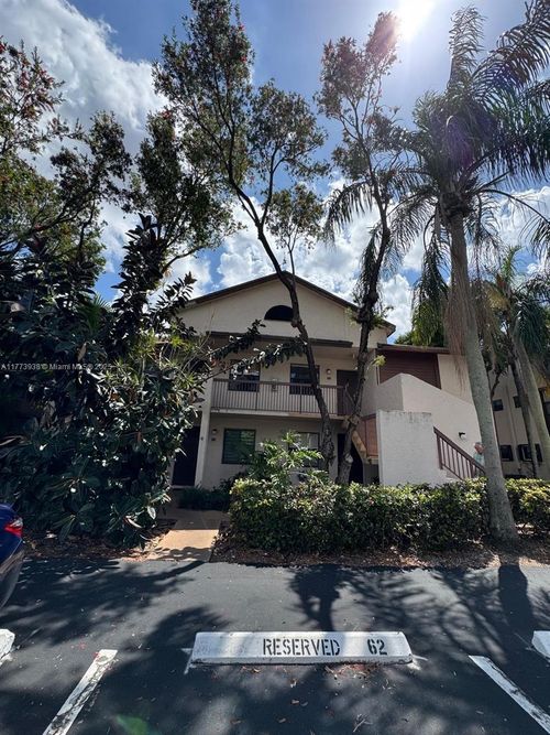 9848-9848 Nob Hill Ct, Sunrise, FL, 33351-4619 | Card Image