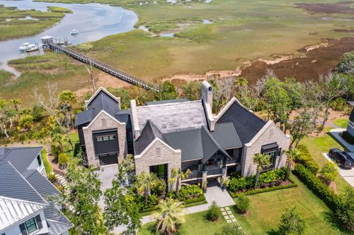 430 Fish Tale Rd, Daniel Island, SC, 29492-7326 | Card Image