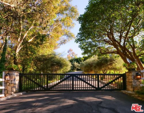 30 Portuguese Bend Rd, Rolling Hills, CA, 90274-5171 | Card Image