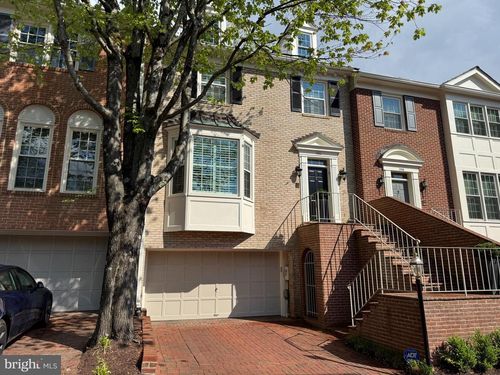 7904 Quarry Ridge Way, BETHESDA, MD, 20817-6955 | Card Image