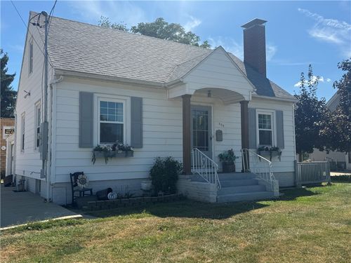 320 E Jasper St, Paris, IL, 61944-2804 | Card Image