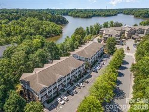 797 Peninsula Dr, Davidson, NC, 28036-7200 | Card Image