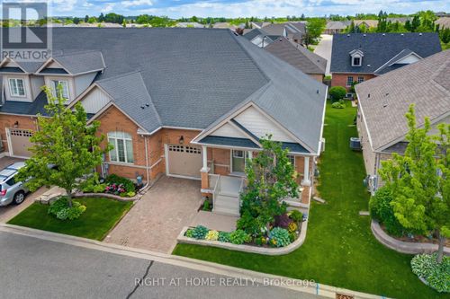 33-39 Lacorra Way, Brampton (Sandringham-Wellington), ON, L6R3P2 | Card Image