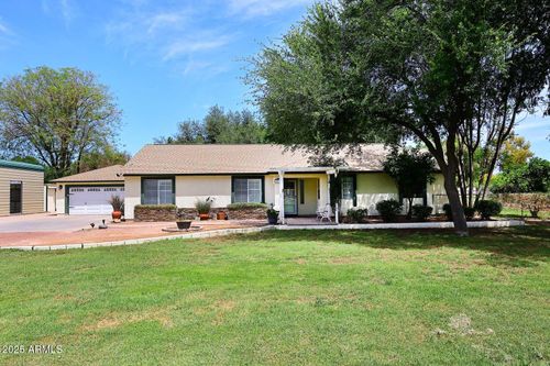 17730 E Brooks Farm Rd, Gilbert, AZ, 85298-8938 | Card Image