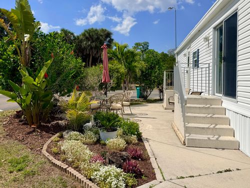 2 Jade Dr, NAPLES, FL, 34114-8248 | Card Image