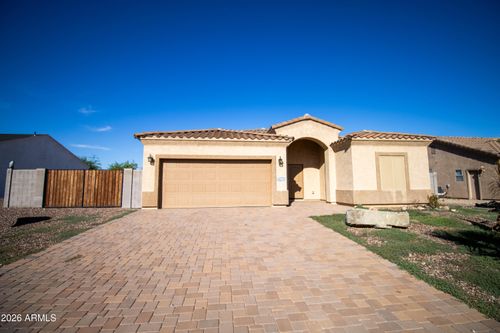 15024 S Brook Hollow Rd, Arizona City, AZ, 85123-6811 | Card Image