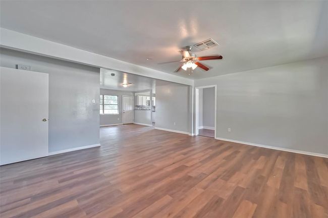 3918 Tavenor Ln, House other with 4 bedrooms, 2 bathrooms and null parking in Houston TX | Image 4