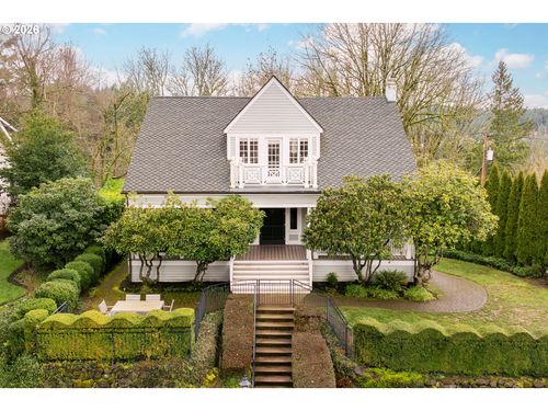 2735 Sw Talbot Rd, Portland, OR, 97201-1670 | Card Image