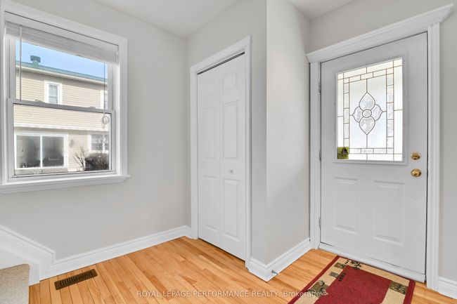 6728 Waterloo St, House other with 3 bedrooms, 1 bathrooms and 3 parking in Kars ON | Image 9