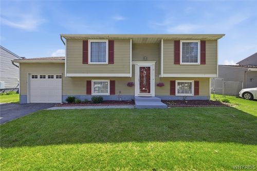 49 Thornwood Dr, Cheektowaga, NY, 14227-3148 | Card Image