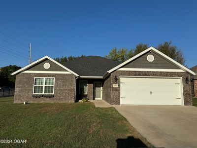 2702 N Miller Avenue, House other with 4 bedrooms, 2 bathrooms and null parking in Joplin MO | Image 1