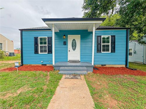 520 W Terrell St, Greensboro, NC, 27406-2744 | Card Image