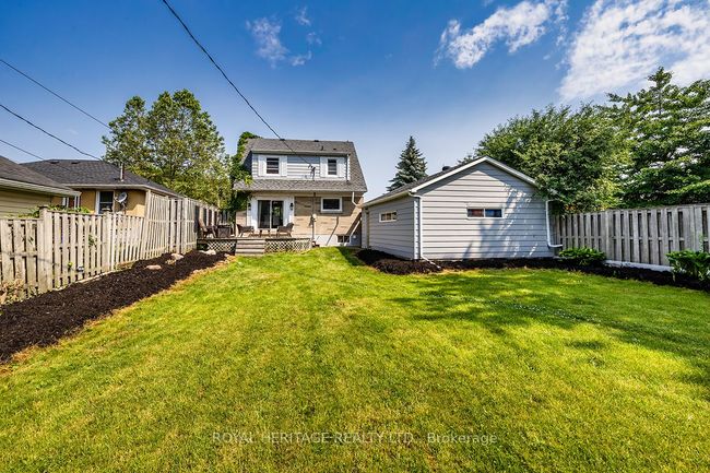 8 Forest Rd, House other with 3 bedrooms, 2 bathrooms and 4 parking in Ajax ON | Image 19