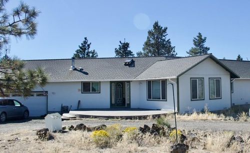 11515 Dorothea Dr, Montague, CA, 96064-9556 | Card Image