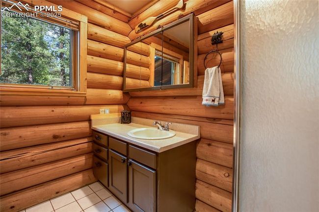 2255 Spruce Rd, House other with 4 bedrooms, 3 bathrooms and 1 parking in Woodland Park CO | Image 16