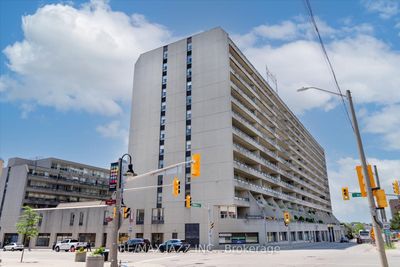 914 - 55 William St E, Condo with 2 bedrooms, 2 bathrooms and 1 parking in Oshawa ON | Image 1