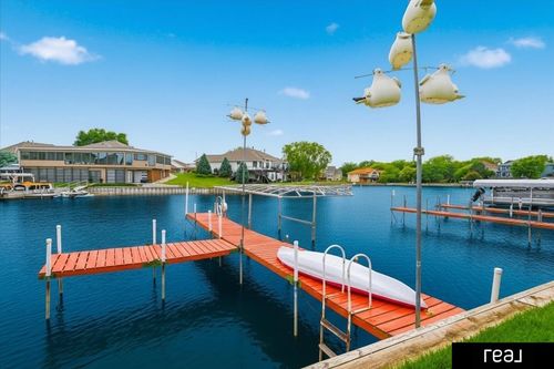 1070 Waters Edge Court, Carter Lake, IA, 51510 | Card Image