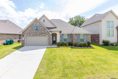 21272 W Grove Dr, Zachary, LA, 70791-7026 | Card Image