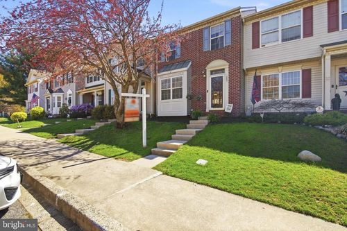 2005 Pointview Cir, FOREST HILL, MD, 21050-3200 | Card Image