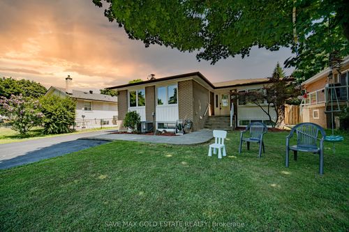 21 Stanley Crt, Brampton, ON, L6Y2B1 | Card Image