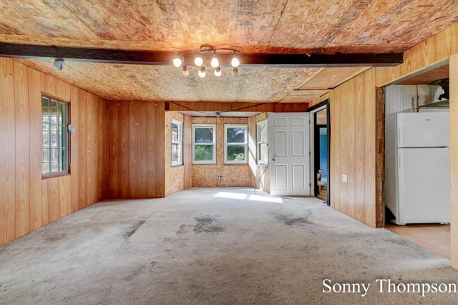 Living Room | Image 10