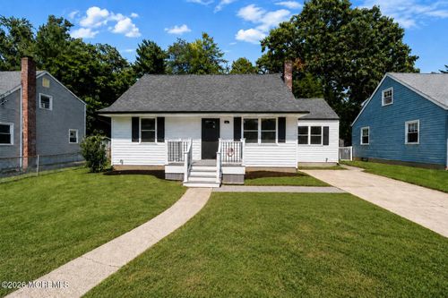 55 Davis Ln, Red Bank, NJ, 07701-5507 | Card Image