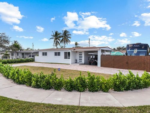 19800 Eagle Nest Rd, Cutler Bay, FL, 33157-8645 | Card Image
