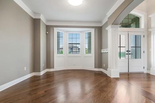 15801 Canterbury St, Overland Park, KS, 66224-5939 | Card Image
