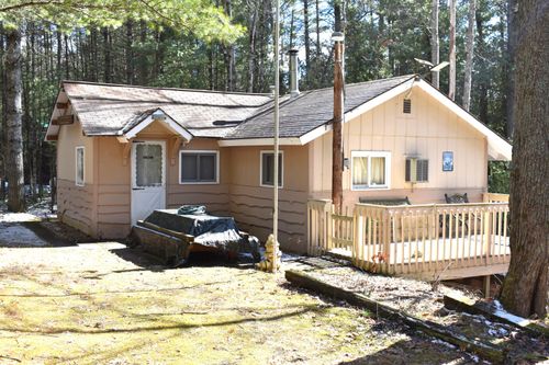 5199 E Marquette Trl, Chase, MI, 49623-8677 | Card Image